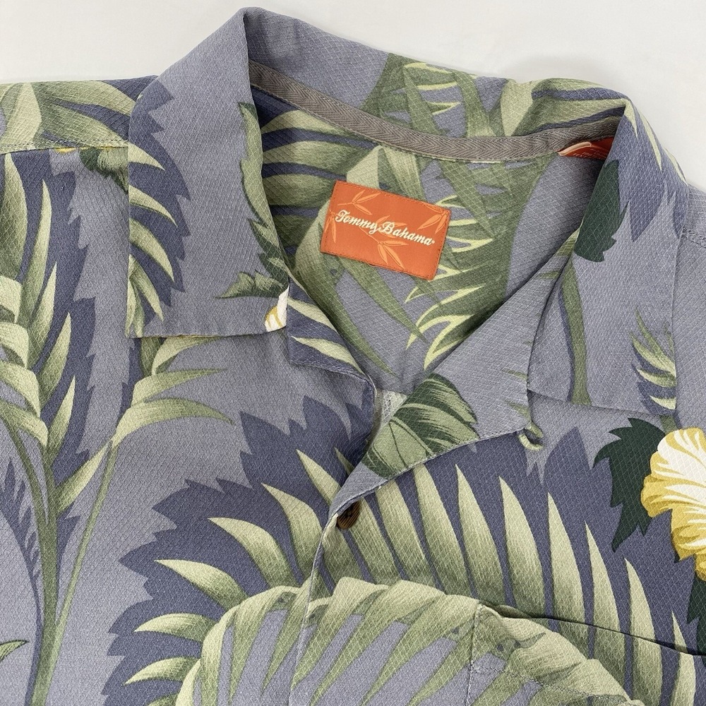 Tommy Bahama Button Up Shirt Mens Medium Purple Silk Tropical Floral Palm Leaf